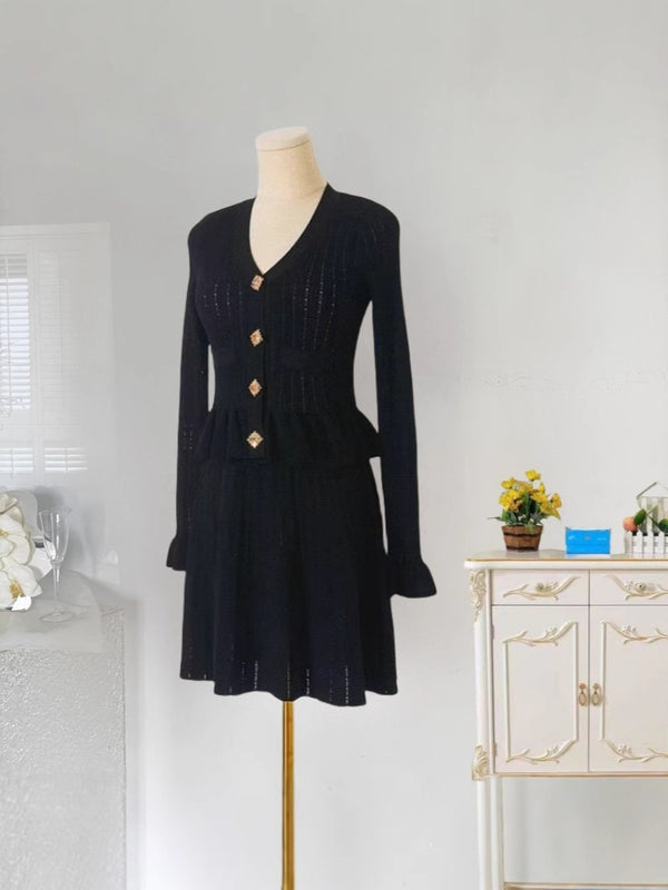 Niche Temperament V-neck Hollow Waist Trimming Knitted Midi Dress